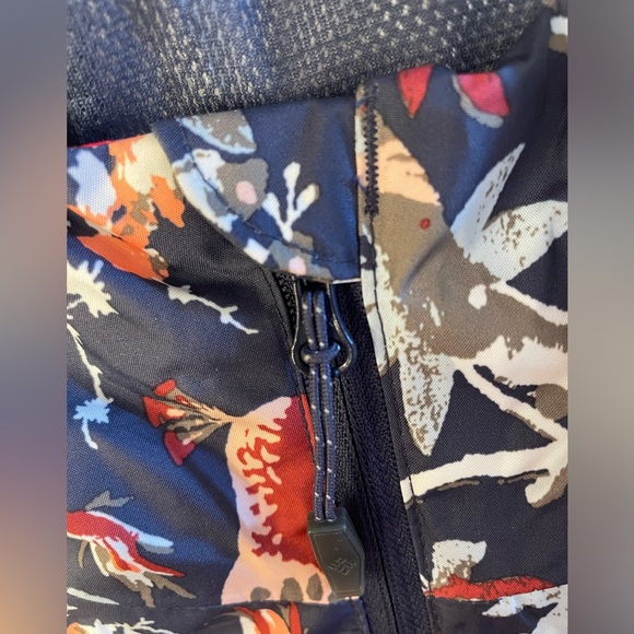 NWOT Columbia Wind Breaker - Picture 8 of 8